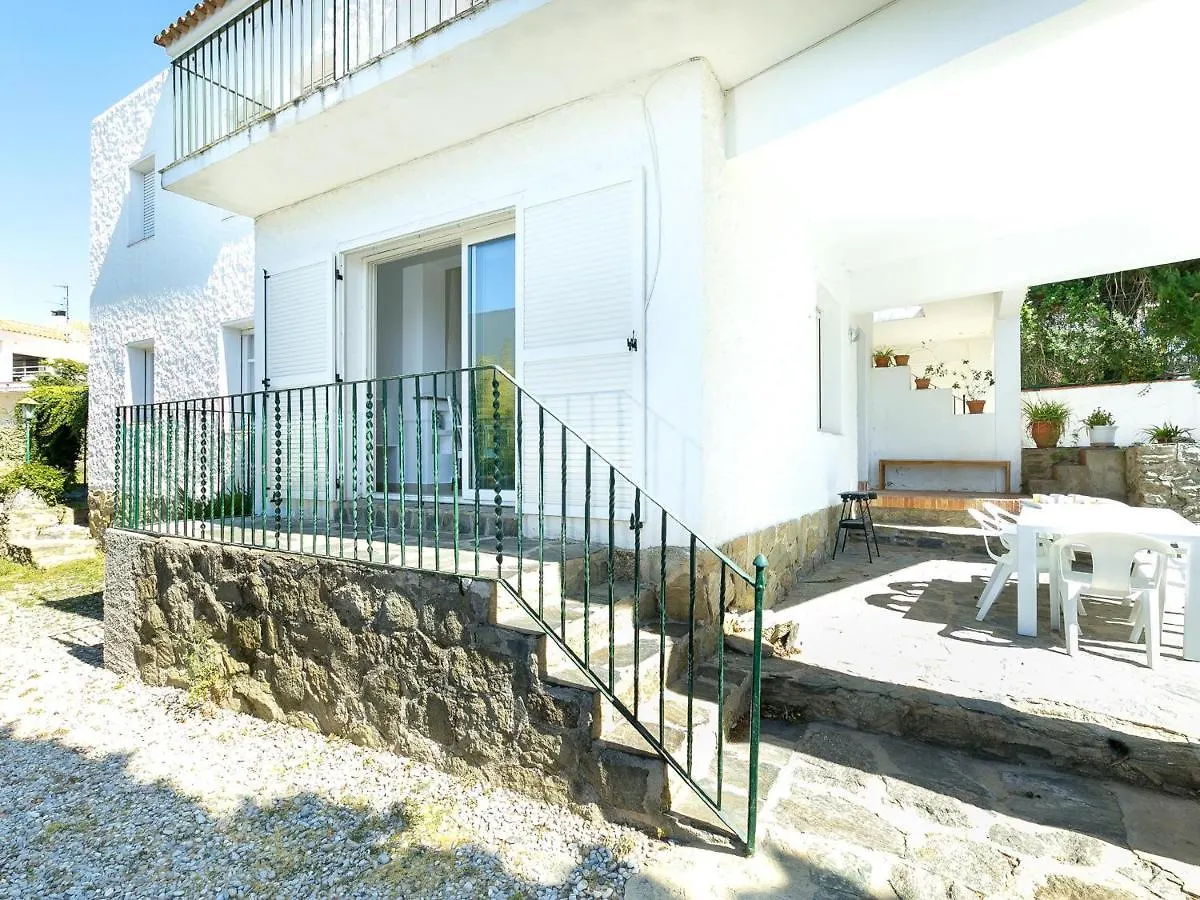 Apartment Apartamento Luminoso Y Espacioso Con Gran Jardin Privado, A Solo 150M De La Playa - Es-228-136 Roses