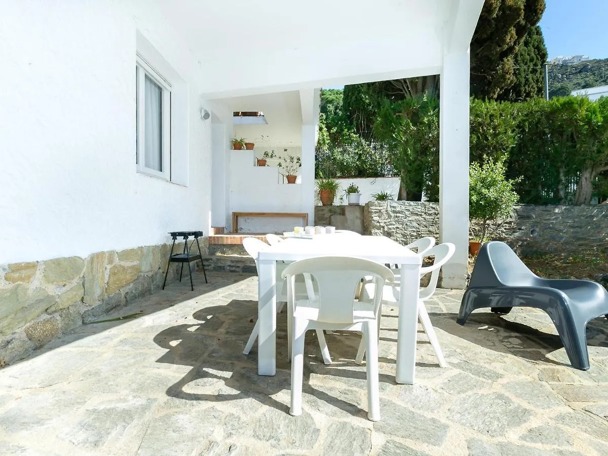 Apartamento Luminoso Y Espacioso Con Gran Jardin Privado, A Solo 150M De La Playa - Es-228-136 Roses Apartment
