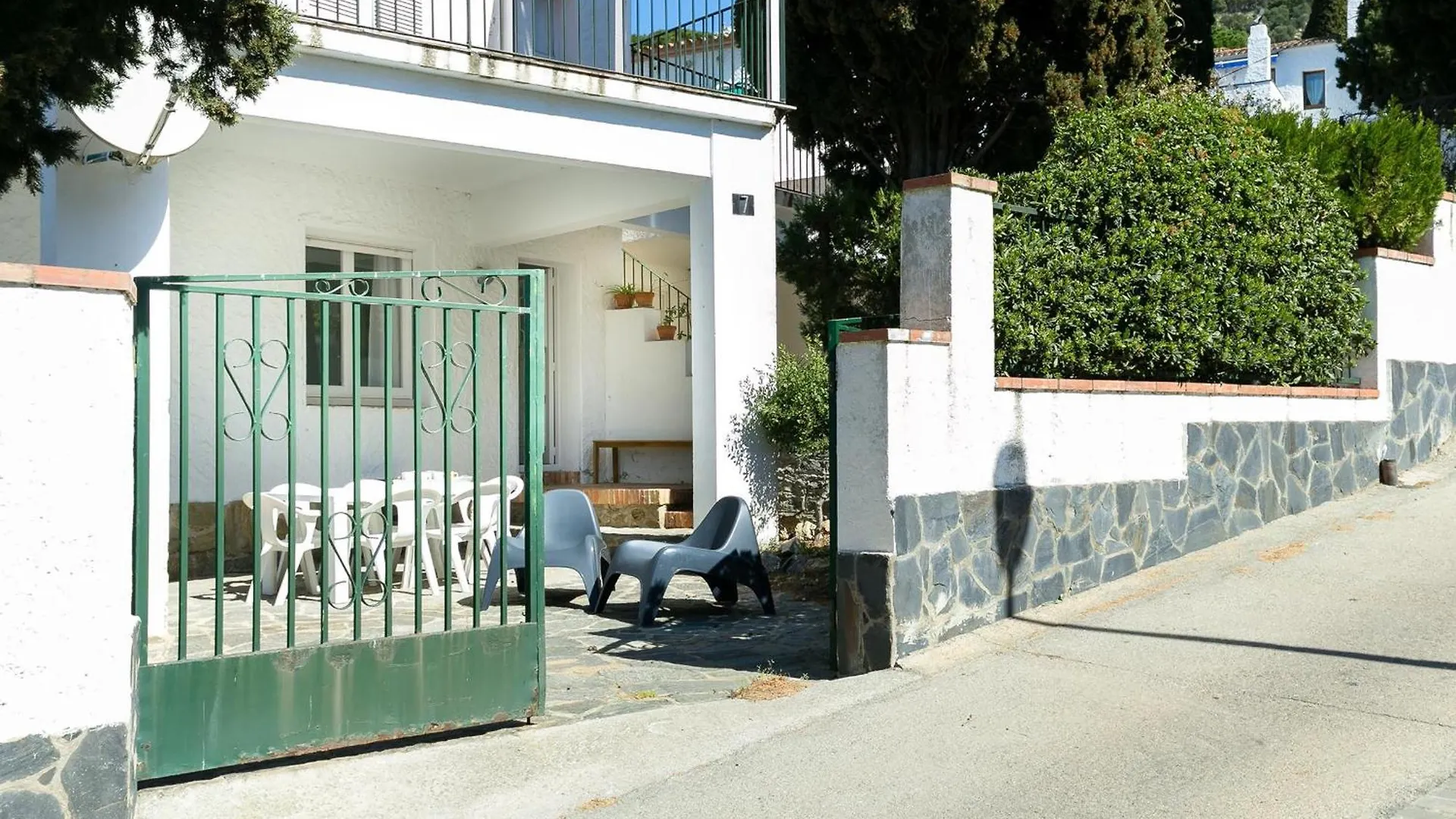 Apartamento Luminoso Y Espacioso Con Gran Jardin Privado, A Solo 150M De La Playa - Es-228-136 로지즈 아파트