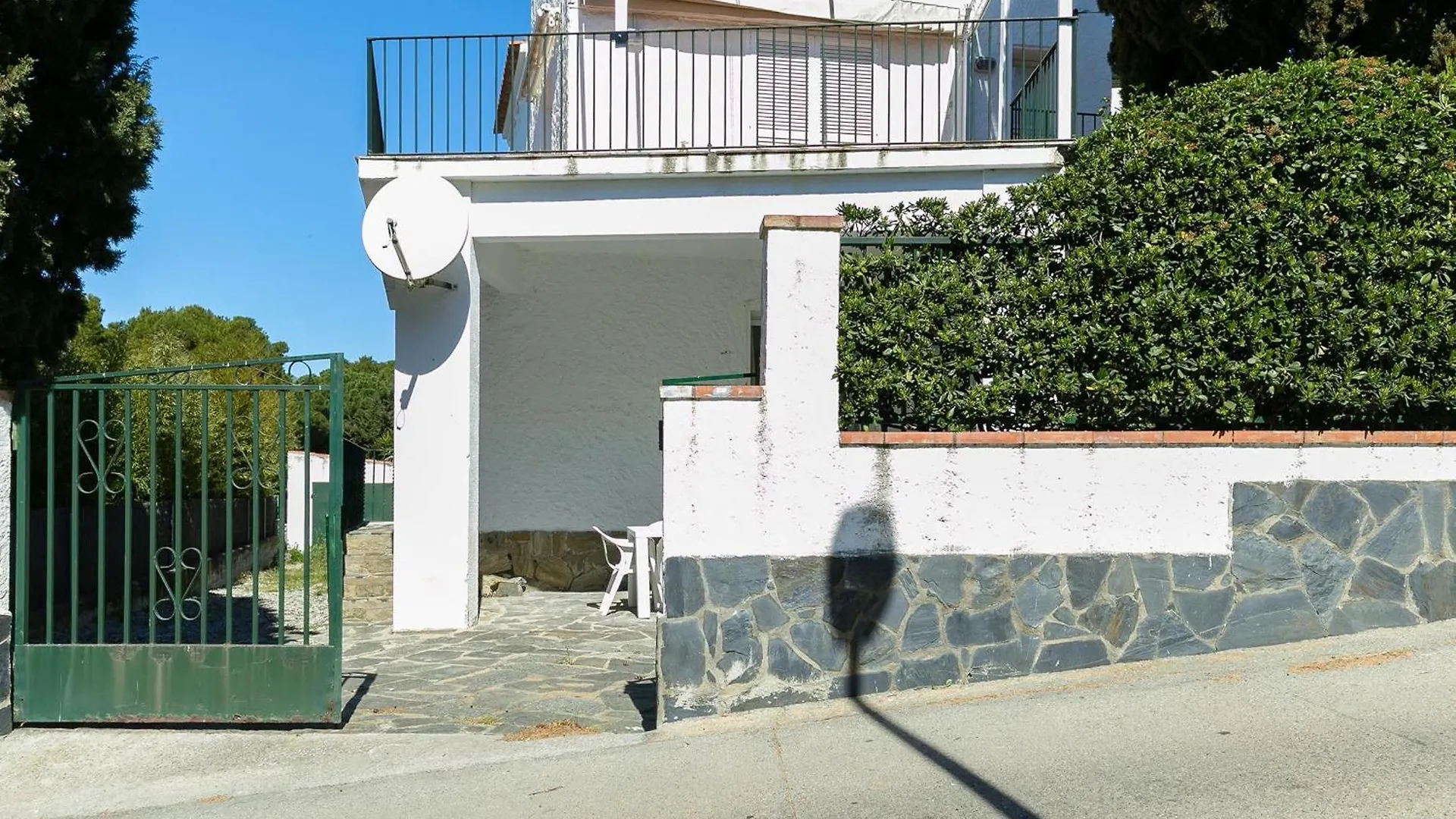 아파트 Apartamento Luminoso Y Espacioso Con Gran Jardin Privado, A Solo 150M De La Playa - Es-228-136 로지즈